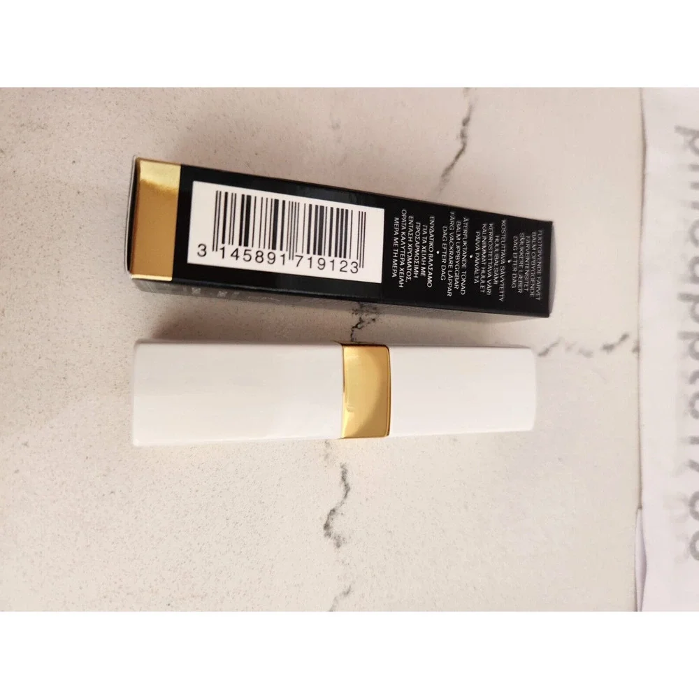 NIB Chanel ROUGE COCO BAUME Hydrating Beautifying Tinted Lip Balm #912 Dreamy Wh